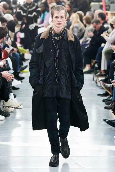 Look 42